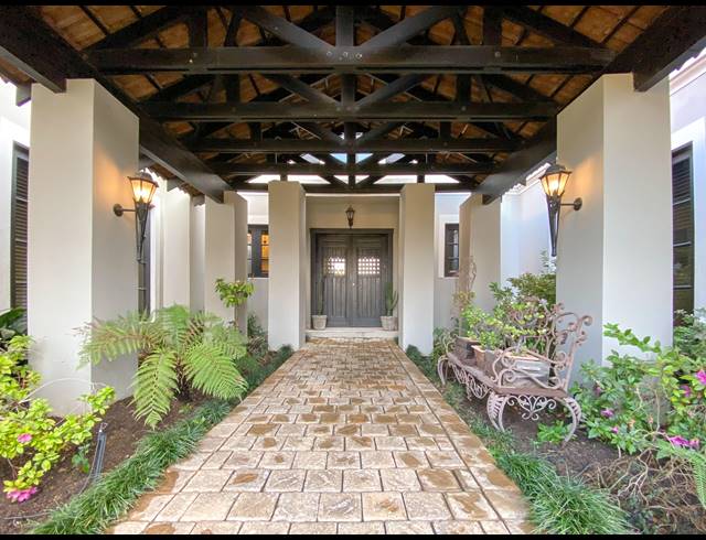 6 BEDROOM HOUSE FOR SALE IN DAINFERN VALLEY ESTATE